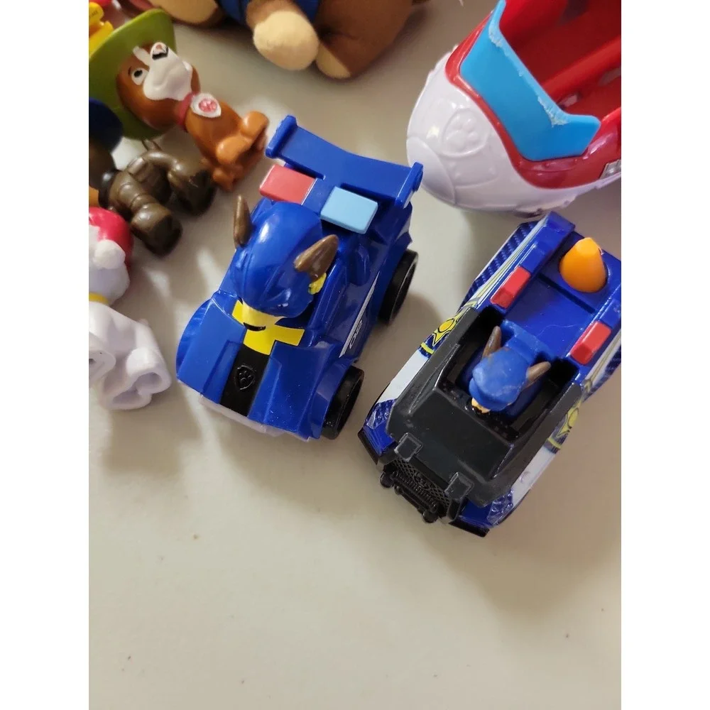 PAW Patrol  Characters & Vehicles dogs figures mixed lot Puppies Plane